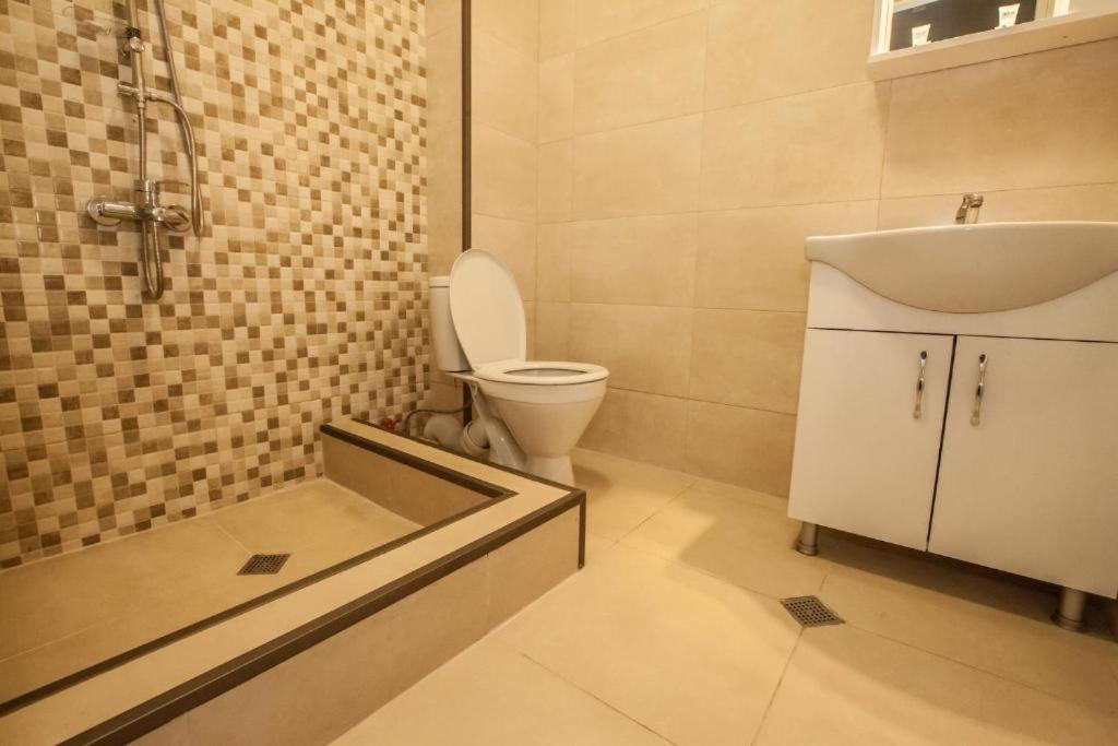Tbilisi Apartment Studio Buitenkant foto